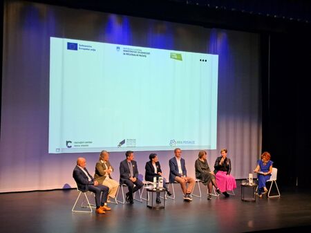 Srecanje Turizem povezuje 14b